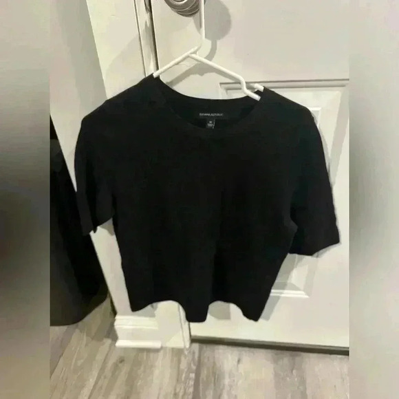 Banana Republic Sweaters - Black Label Banana Republic Sweater